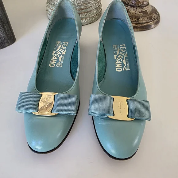 Salvatore Ferragamo Vara Bow Low Heel Turquoise  Leather Vintage Italy-SZ 5.5B - Picture 4 of 15